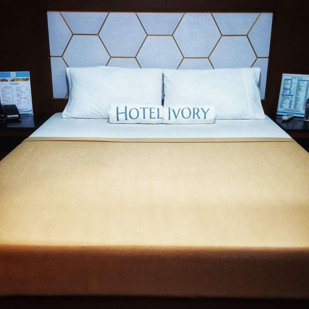 Hotel Ivory