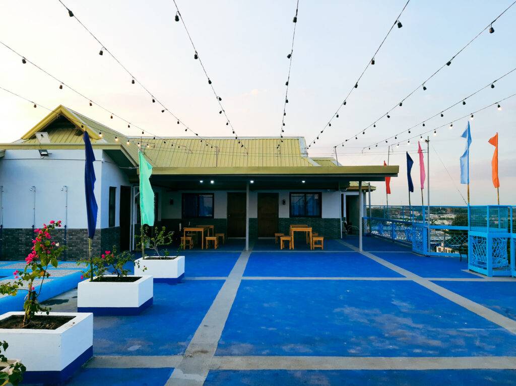 ADC Rooftop Pool & Villas