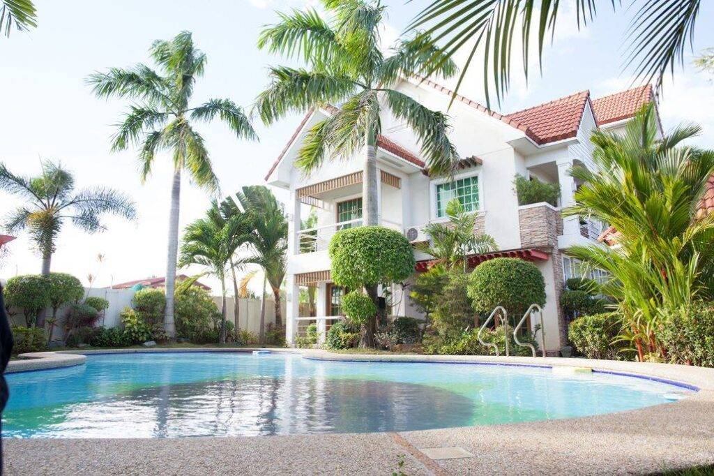 Sir Nico Guesthouse and Resort